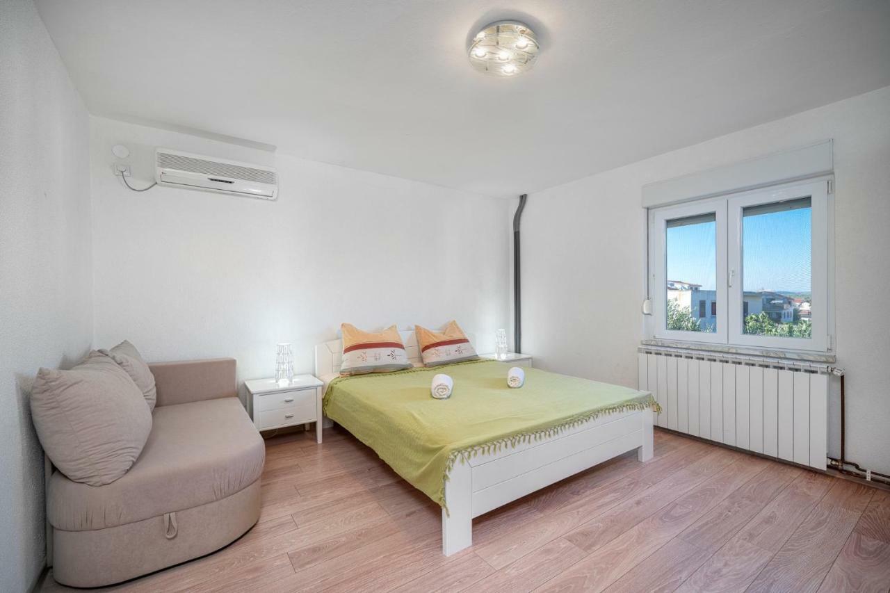 Apartmani Pataca Vodice Exteriér fotografie