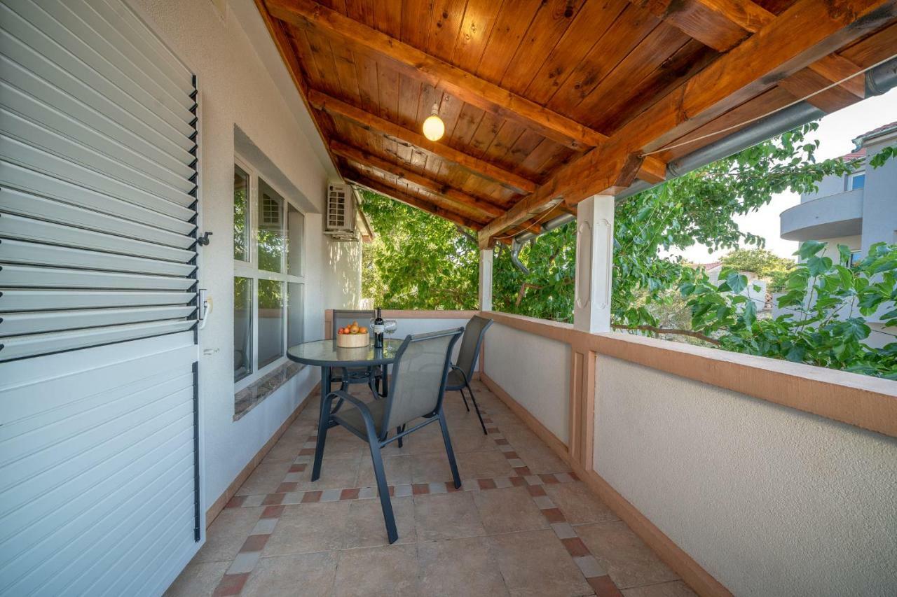 Apartmani Pataca Vodice Exteriér fotografie
